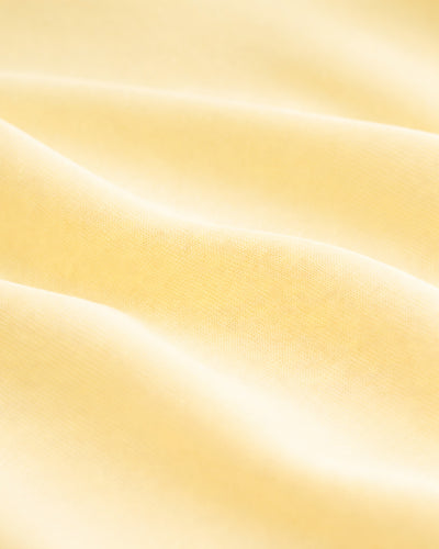 SoftSculpt fabric detail, Lemon Drop Yellow, Lift V-Seam Contour Legging | MAKAI